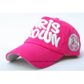 OEM Produce logotipo personalizado bordado Promocional Red de algodón Twill Adjustable Sports Baseball Cap